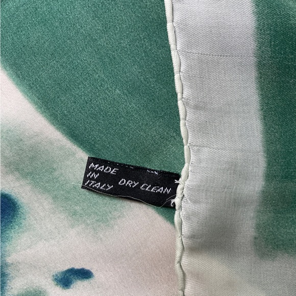 Romeo Gigli Vintage Silk Scarf - Picture 8 of 9